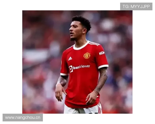 曼联阵容问题凸显：拼凑式组建影响体系稳定性